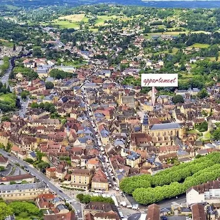 La Salamandre - Un Ecrin Medieval Pour Vos Souvenirs - Imaginez-vous, Reveille Par Le Murmure De Sarlat, Dans Un Spacieux Et Chaleureux, Au Coeur De La Cite Classee - 2 - Magie A Vivre Sans Moderation - Reservez Des Maintenan Apartament *