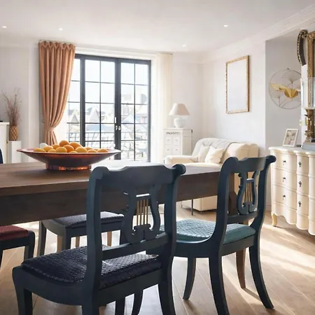 Apartament La Salamandre - Un Ecrin Medieval Pour Vos Souvenirs - Imaginez-vous, Reveille Par Le Murmure De Sarlat, Dans Un Spacieux Et Chaleureux, Au Coeur De La Cite Classee - 2 - Magie A Vivre Sans Moderation - Reservez Des Maintenan Sarlat-la-Canéda