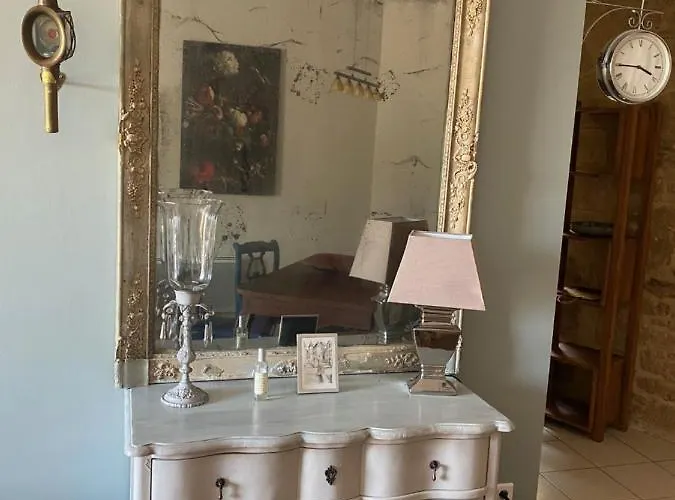Apartmán La Salamandre - Un Ecrin Medieval Pour Vos Souvenirs - Imaginez-vous, Reveille Par Le Murmure De Sarlat, Dans Un Spacieux Et Chaleureux, Au Coeur De La Cite Classee - 2 - Magie A Vivre Sans Moderation - Reservez Des Maintenan