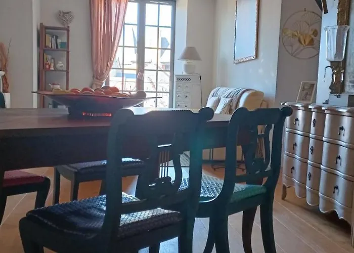 Apartmán La Salamandre - Un Ecrin Medieval Pour Vos Souvenirs - Imaginez-vous, Reveille Par Le Murmure De Sarlat, Dans Un Spacieux Et Chaleureux, Au Coeur De La Cite Classee - 2 - Magie A Vivre Sans Moderation - Reservez Des Maintenan