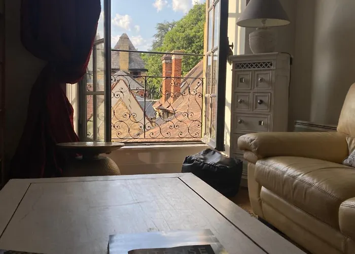 Apartmán La Salamandre - Un Ecrin Medieval Pour Vos Souvenirs - Imaginez-vous, Reveille Par Le Murmure De Sarlat, Dans Un Spacieux Et Chaleureux, Au Coeur De La Cite Classee - 2 - Magie A Vivre Sans Moderation - Reservez Des Maintenan Sarlat-la-Canéda